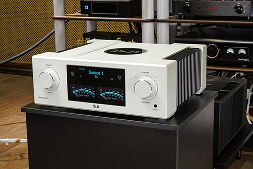 Теория и практика по-немецки. Интегрированный усилитель T+A PA 3100 HV