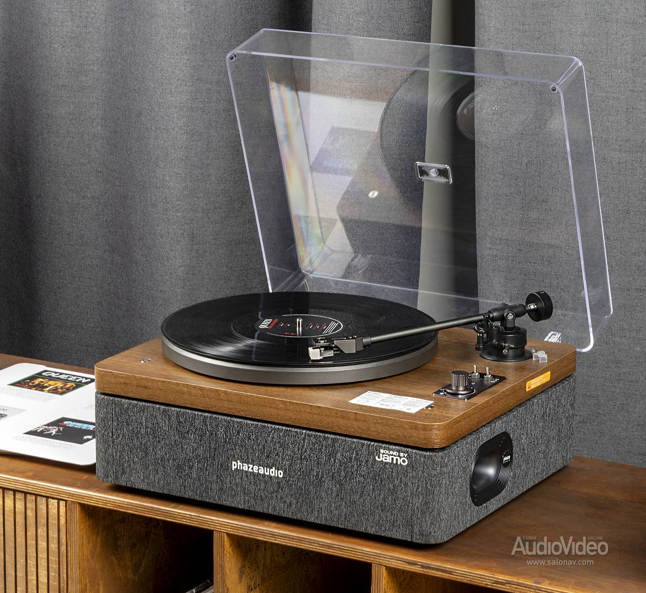 Электрофон Phaze Audio Adelle