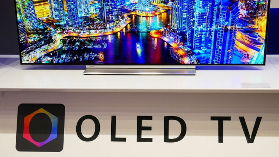Samsung Electronics выпустит 83-дюймовый OLED-телевизор на базе панели от LG Display