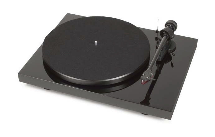 Pro-Ject Debut Carbon