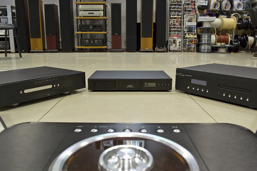 CD проигрыватели в салоне AVComfort