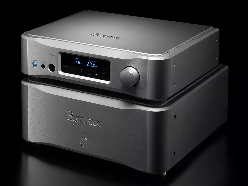 Esoteric N-05XE и S-05XE – сетевой предусилитель с ЦАП и усилитель мощности из Японии