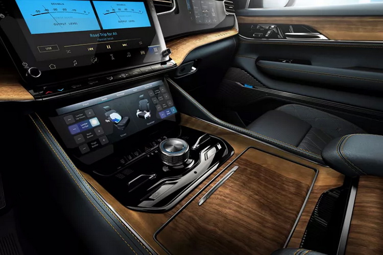 Джип вместо Консерватории