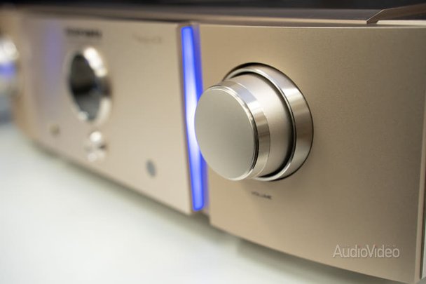 «Оригинальные специальные» компоненты MARANTZ