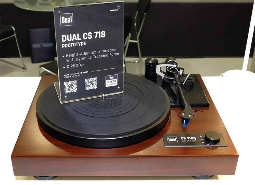 Dual CS 718 – флагманский проигрыватель бренда представлен в Мюнхене