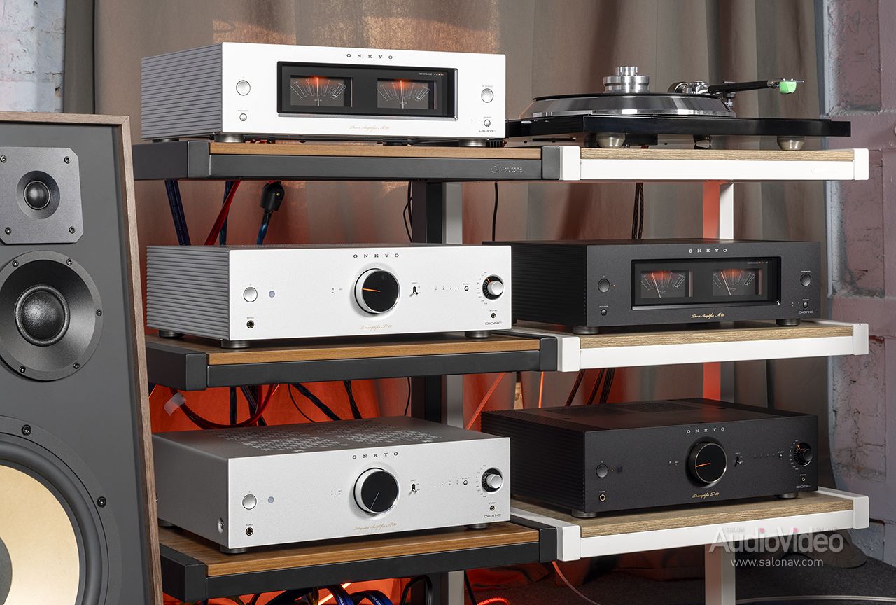 Предварительный усилитель Onkyo Icon P80 и оконечник M80