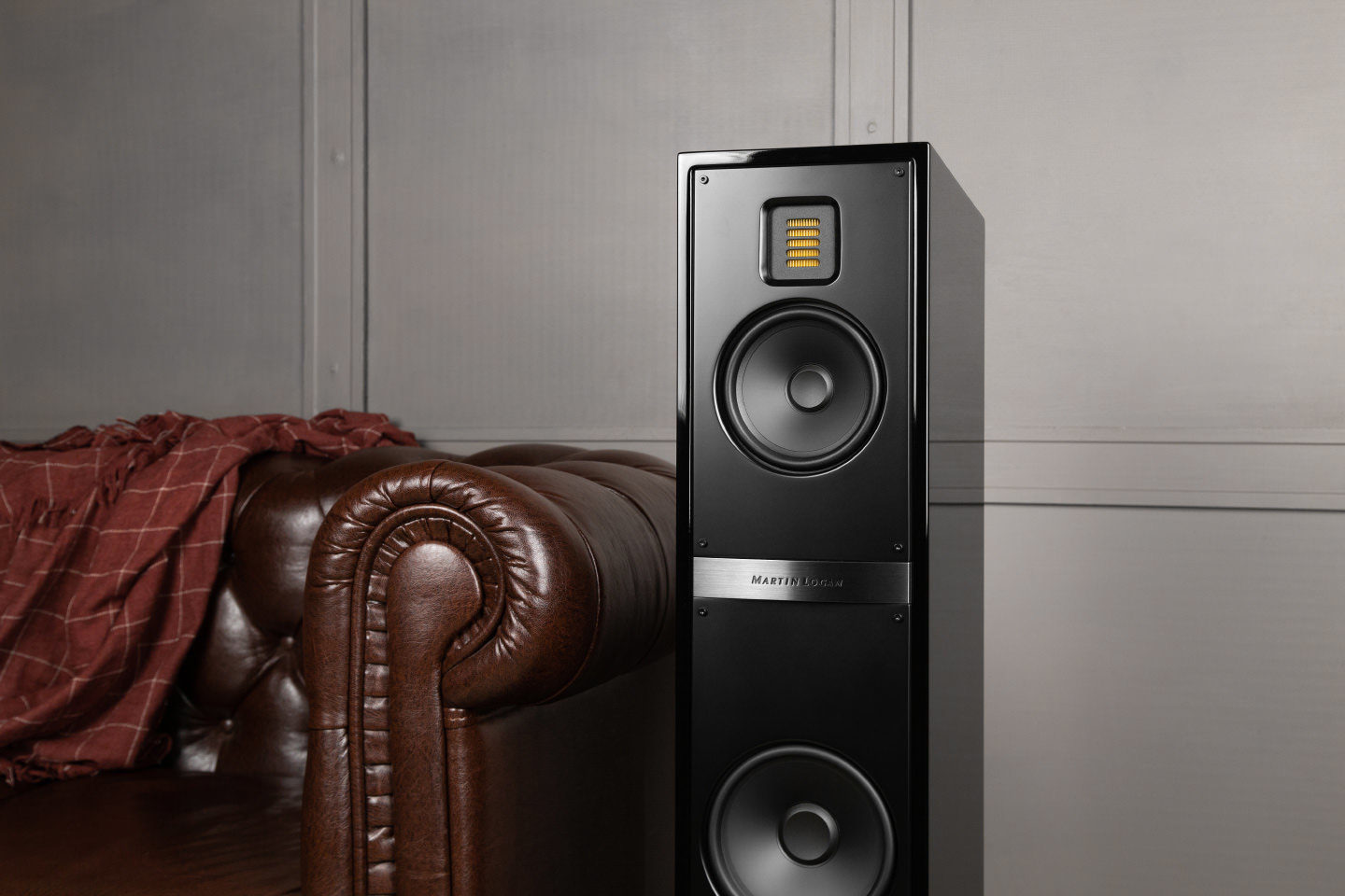 Тест напольной акустики MartinLogan Motion 40i: легкость восприятия