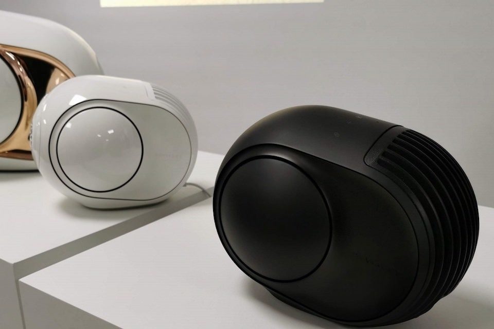 Беспроводную колонку Devialet Phantom Reactor выпустили в матовой черной отделке