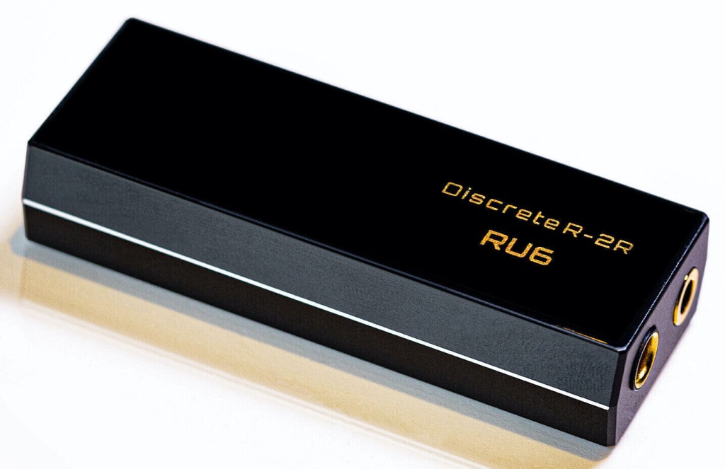 USB-ЦАП-усилитель для наушников Cayin RU6: карманный донгл R-2R массой 30 г