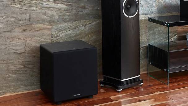 Компактный сабвуфер FYNE AUDIO