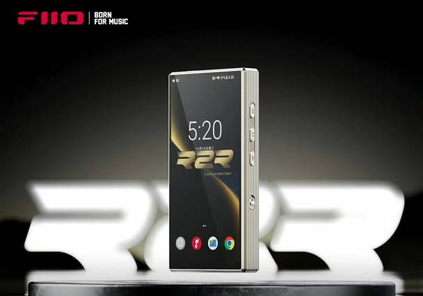 Портативный плеер FIIO со стационарными амбициями