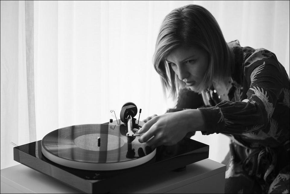 На российском рынке появился проигрыватель винила Pro-Ject X1