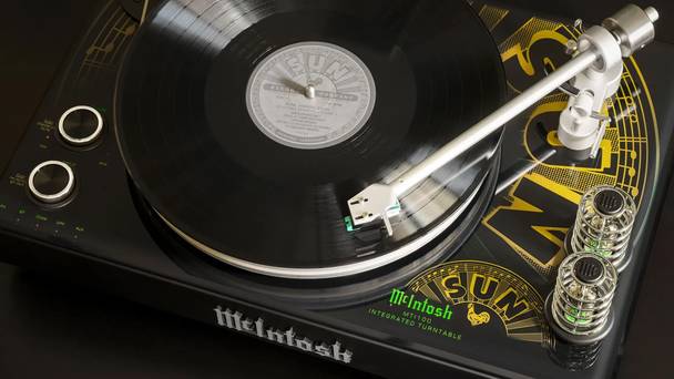 Лимитированный проигрыватель MCINTOSH