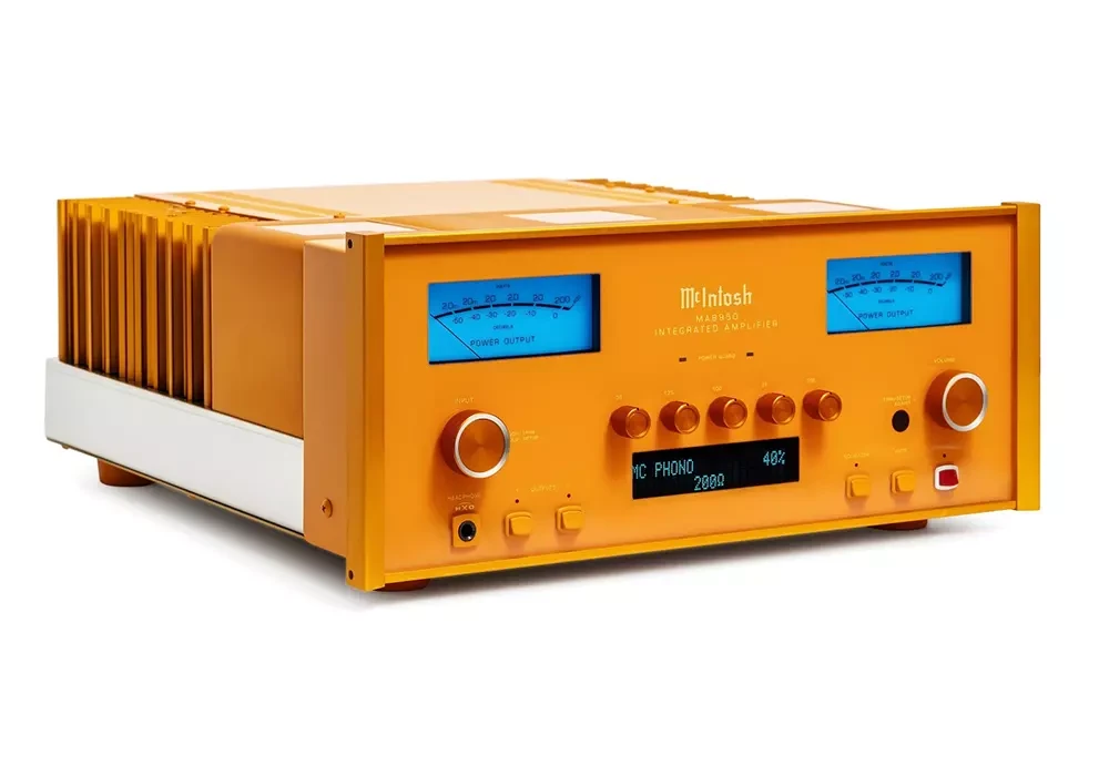Вирджил Абло покрасил интегральник McIntosh MA8950 в оранжевый