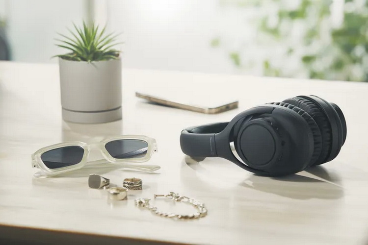 Audio-Technica ATH-S300B: слушать музыку долго