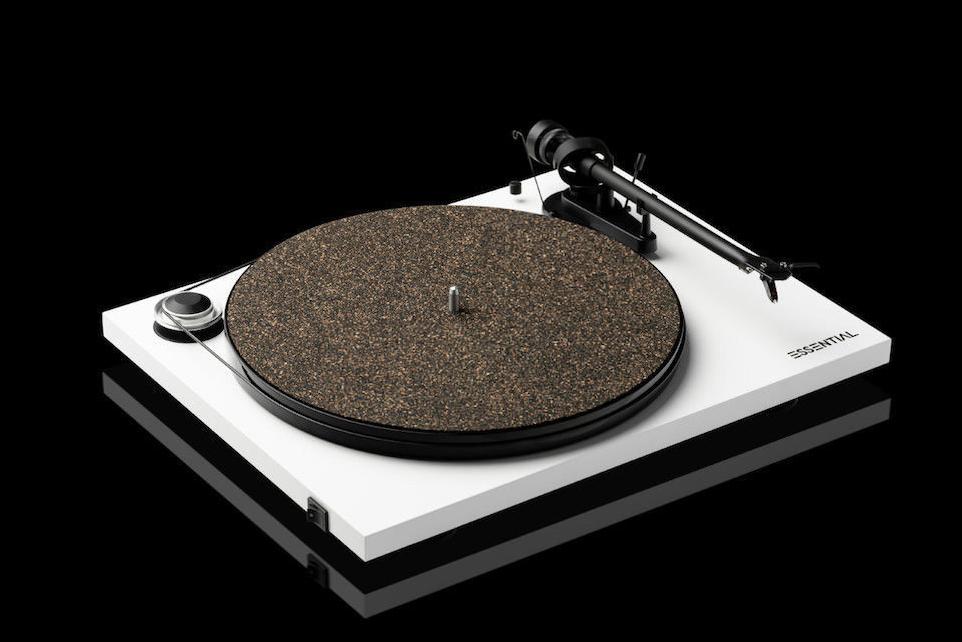 Pro-Ject выпустила лимитированную серию матов для проигрывателей винила Cork & Rubber It