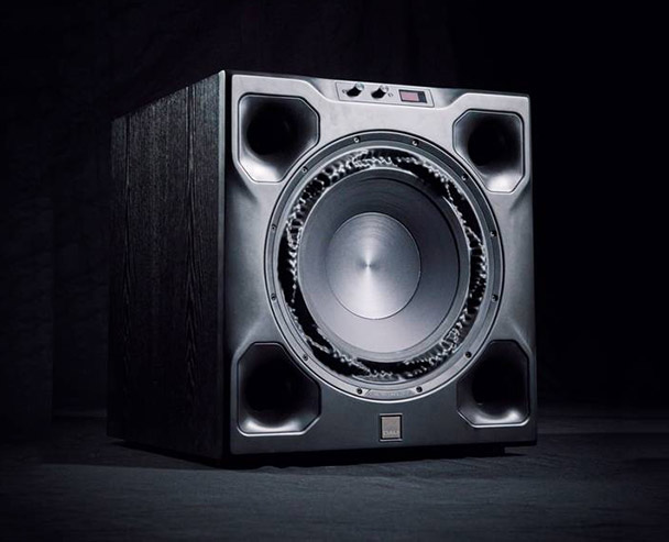 Внушительный сабвуфер DALI