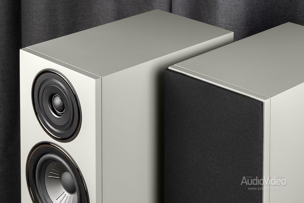 Акустические системы Wharfedale Diamond 12.2i и 12.3i