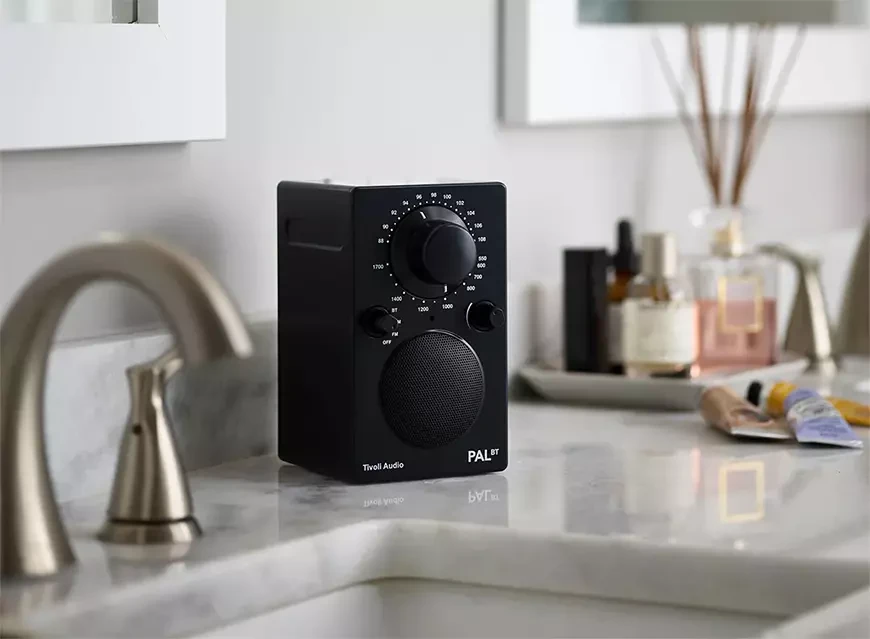 Tivoli Audio обновила портативное FM-радио PAL BT