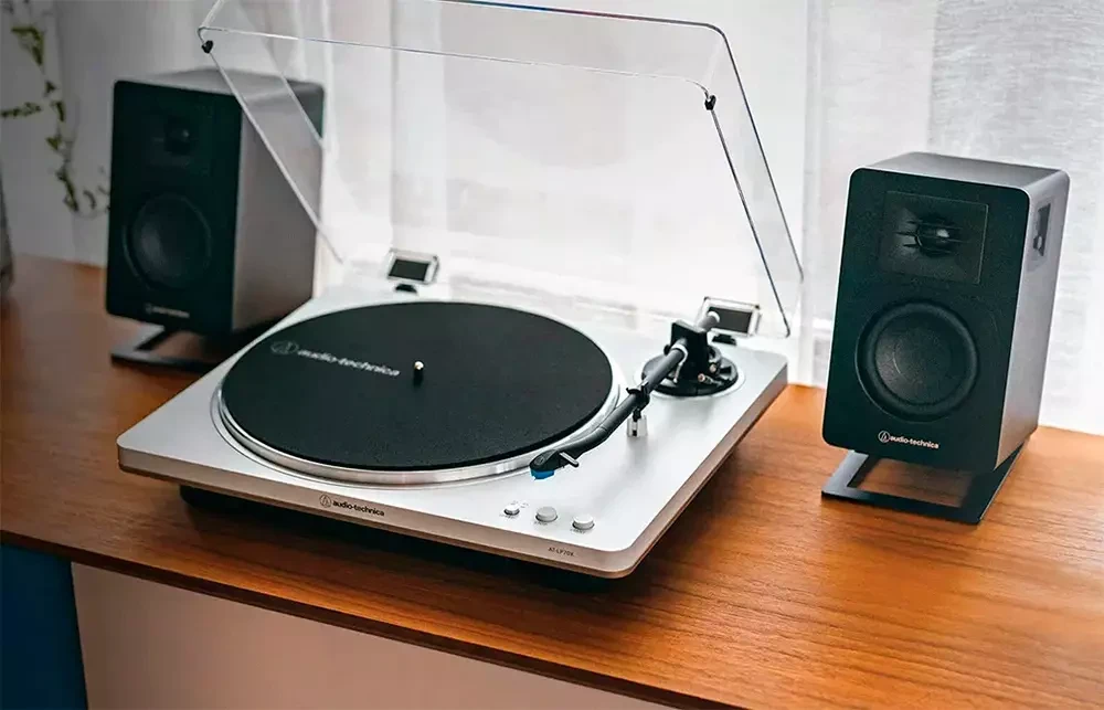 Audio-Technica AT-LP70xBT – проигрыватель винила с Bluetooth