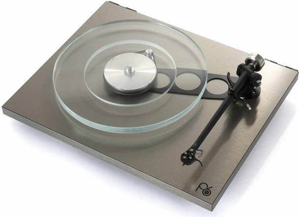 Специальный проигрыватель REGA