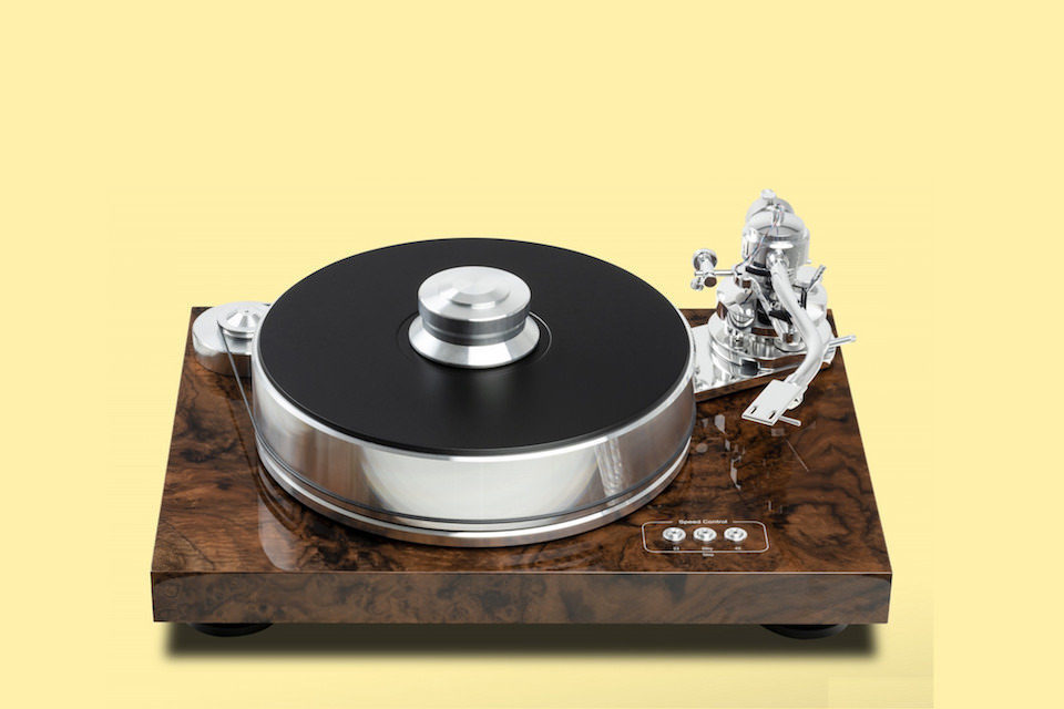 Pro-Ject добавила варианты отделки и усовершенствовала питание вертушек Xtension и Signature