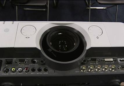 Обзор лазерного проектора Sony VPL FHZ57