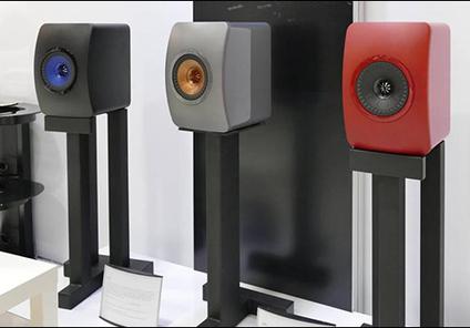 Три супер цвета акустики KEF LS50