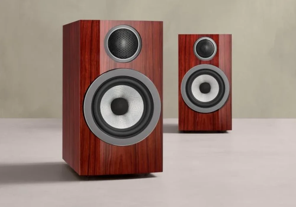 Bowers & Wilkins 707 Prestige Edition – новые полочные колонки в эксклюзивной отделке