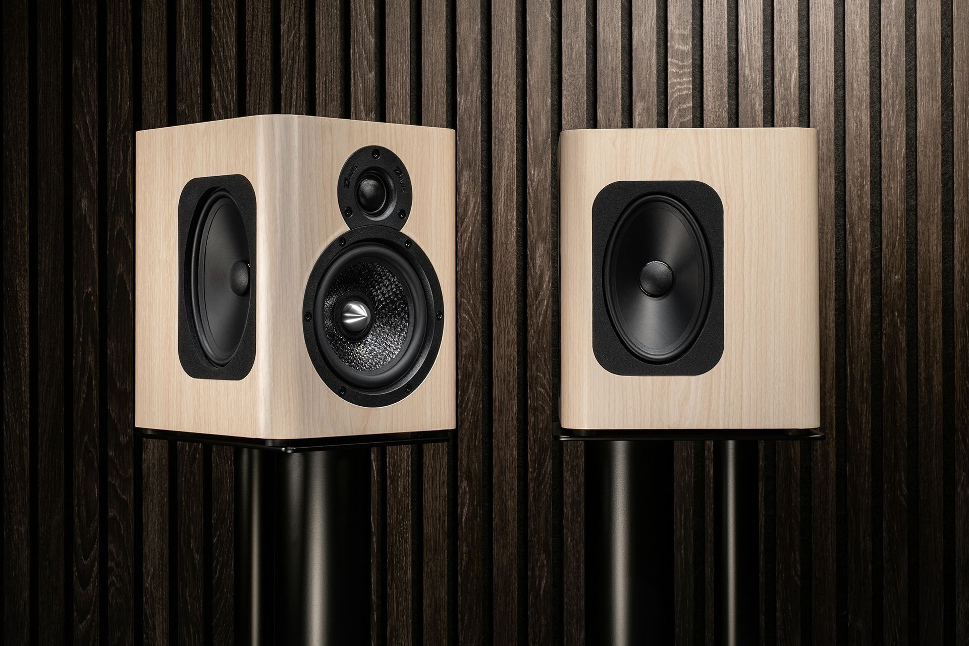 Тест активных полочников Octavio Maestro: беспроводной звук на пике тренда