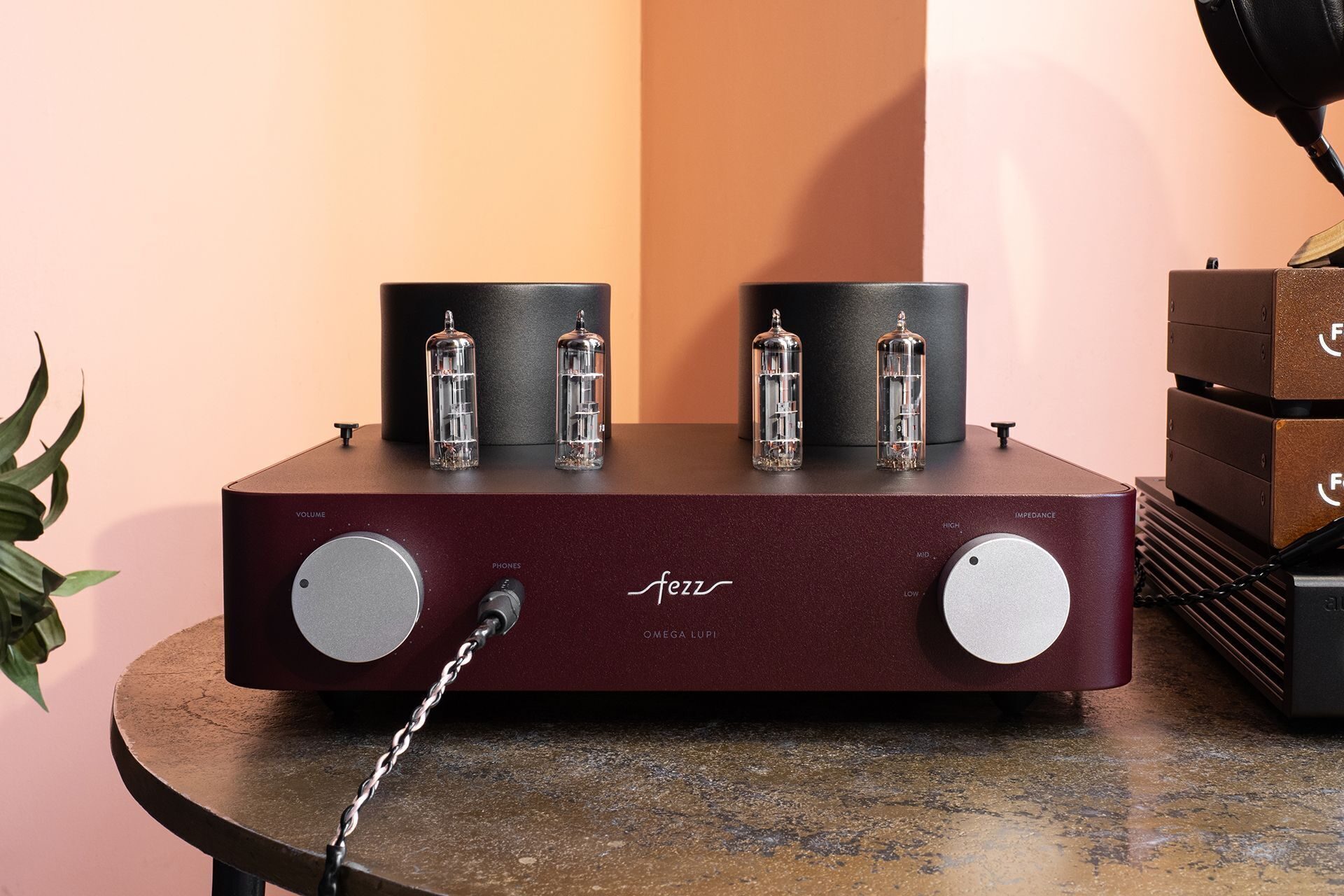 Тест усилителя для наушников Fezz Audio Omega Lupi Evo: уют без потери смысла
