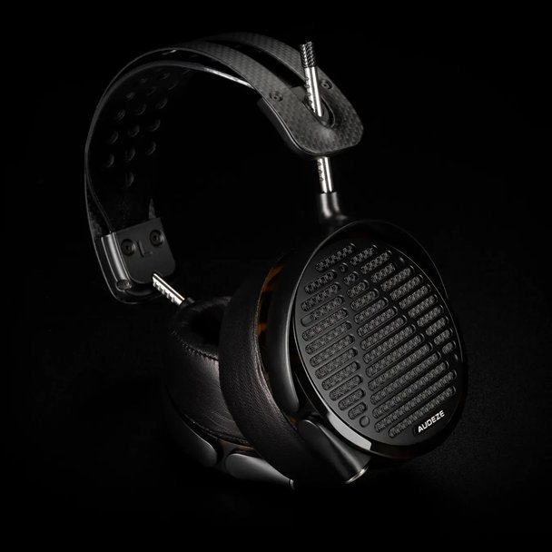 AUDEZE расширяет комплектацию