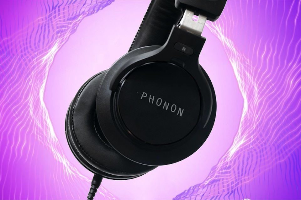Phonon разработала имитирующие крупные студийные мониторы наушники SMB-01L