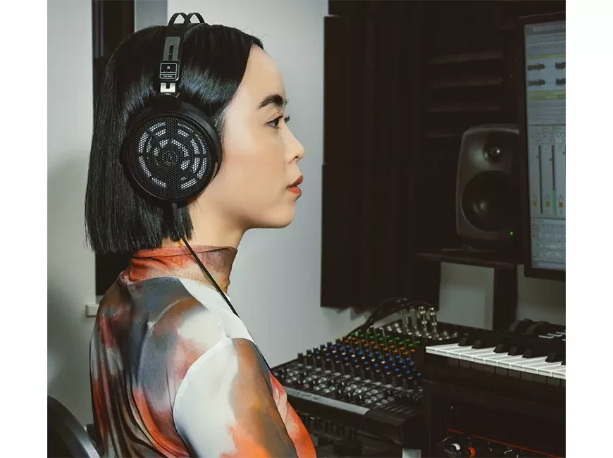Audio-Technica ATH-R30x –  доступные открытые полноразмерные наушники
