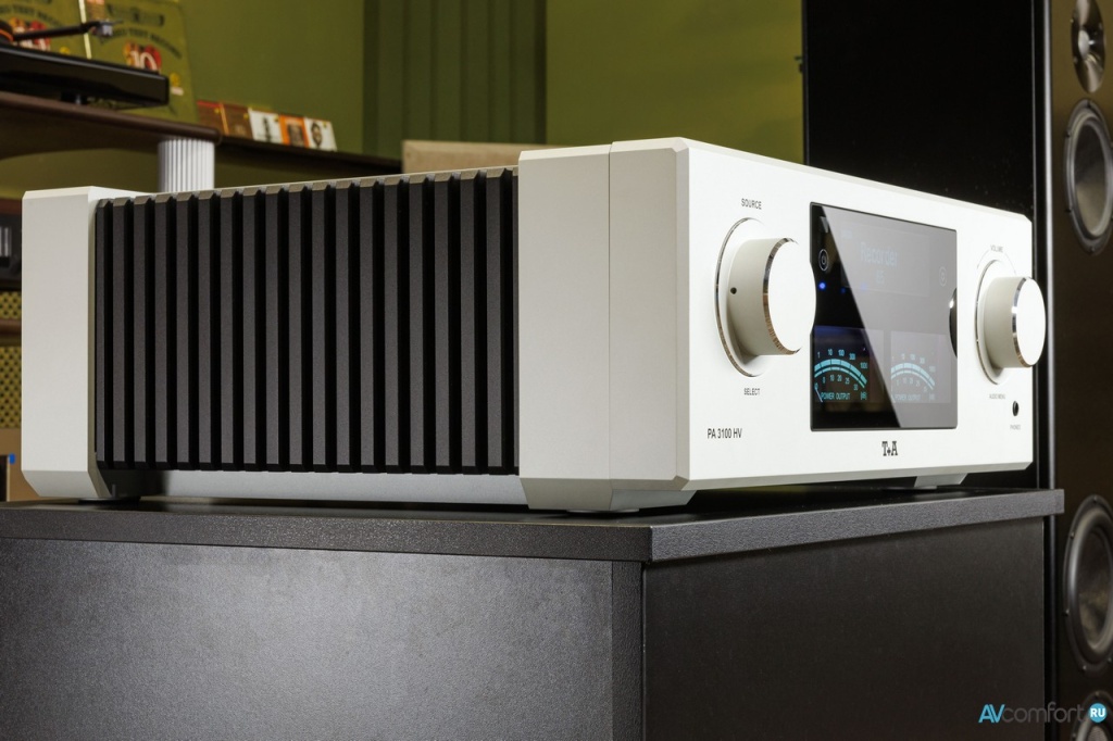 Интегральный усилитель T+A PA 3100 HV