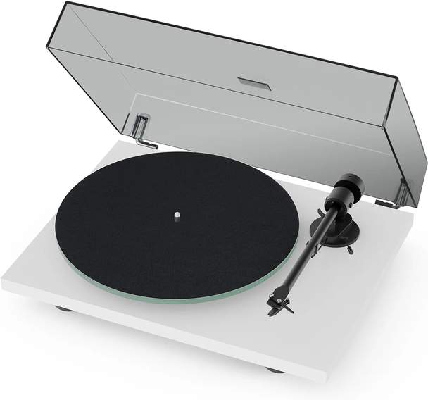 Pro-Ject_ceefe56fe6e8.jpg