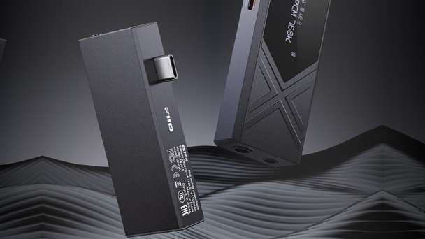 FIIO_ESTICK_Headphone-Amplifier.jpg